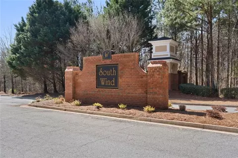 Exterior - 514 Eagles Pt, Fairburn, GA 30213 photo 2 of 8