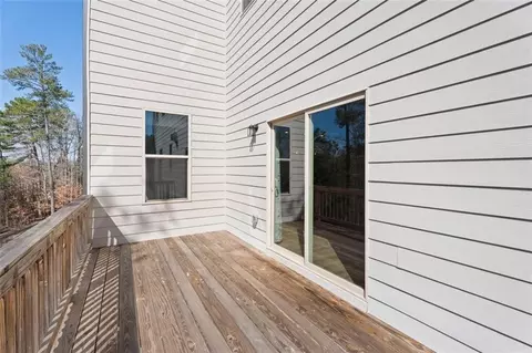 Exterior - 514 Eagles Pt, Fairburn, GA 30213 photo 7 of 8