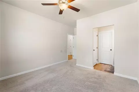 Entry Way - 514 Eagles Pt, Fairburn, GA 30213 photo 3 of 7