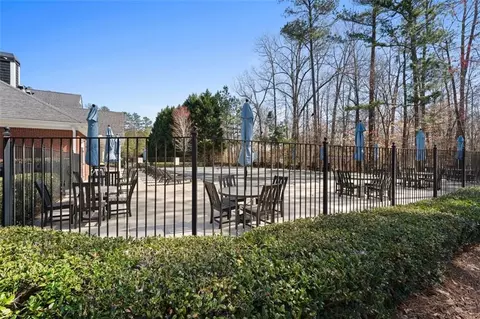 Exterior - 514 Eagles Pt, Fairburn, GA 30213 photo 3 of 8