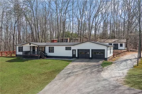 79 Cottonwood Dr, Dahlonega, GA 30533