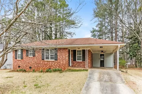 3588 Swallow Ln, Decatur, GA 30032