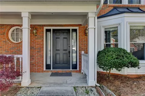 Exterior - 2940 Abbotts Pointe Dr, Duluth, GA 30097 photo 4 of 10
