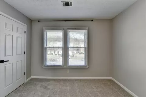 Bedroom - 2940 Abbotts Pointe Dr, Duluth, GA 30097 photo 2 of 12