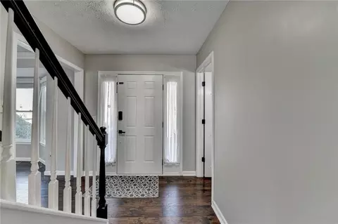 Entry Way - 2940 Abbotts Pointe Dr, Duluth, GA 30097 photo 2 of 5