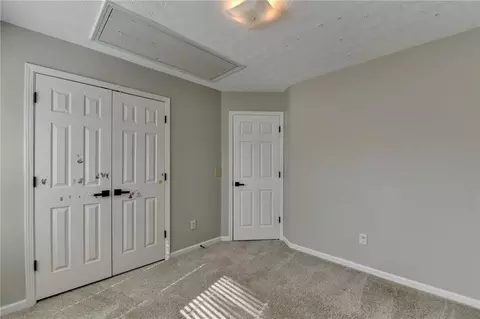Bedroom - 2940 Abbotts Pointe Dr, Duluth, GA 30097 photo 7 of 12