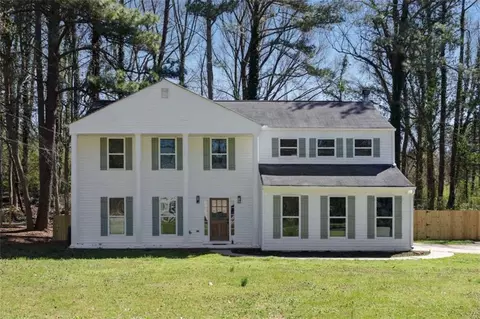 513 S Malton Ct, Stone Mountain, GA 30083