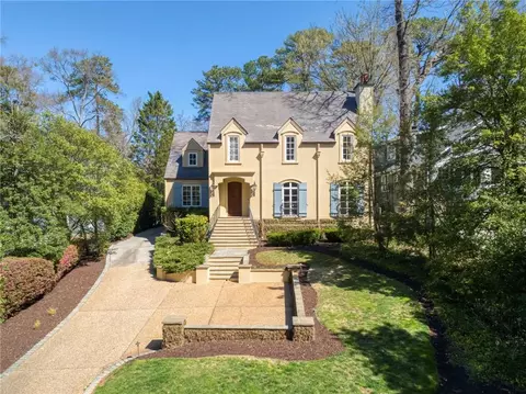 160 Peachtree Way NE, Atlanta, GA 30305