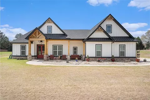 108 Red Haven Ln, Williamson, GA 30292