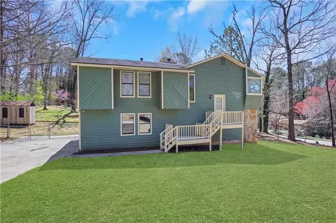 3136 Taffy Ln, Snellville, GA 30039