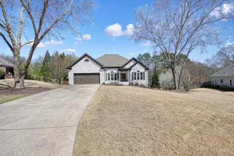 Exterior - 1090 Compton Way, Suwanee, GA 30024 photo 5 of 33