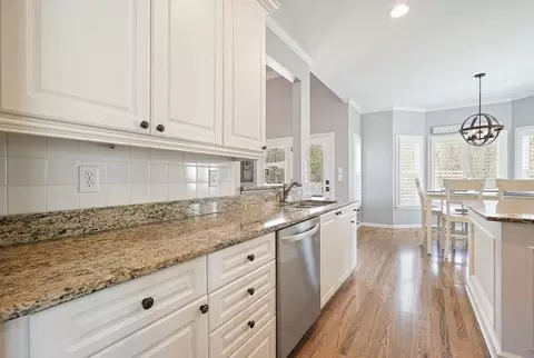 Kitchen - 1090 Compton Way, Suwanee, GA 30024 photo 5 of 6