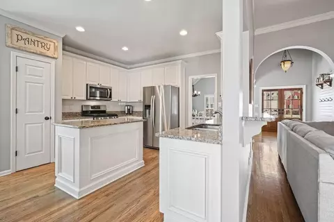 Kitchen - 1090 Compton Way, Suwanee, GA 30024 photo 1 of 6
