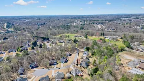 View/Area - 1090 Compton Way, Suwanee, GA 30024 photo 8 of 12