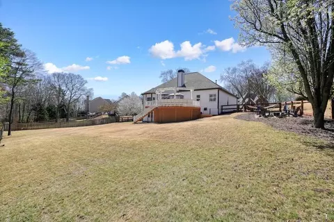 Exterior - 1090 Compton Way, Suwanee, GA 30024 photo 20 of 33