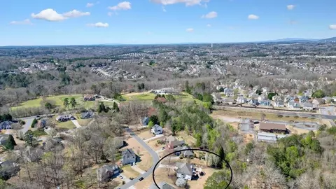 View/Area - 1090 Compton Way, Suwanee, GA 30024 photo 9 of 12