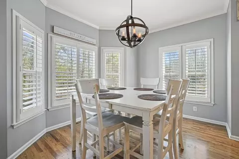 Dining - 1090 Compton Way, Suwanee, GA 30024 photo 5 of 5