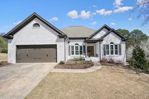 1090 Compton Way, Suwanee, GA 30024