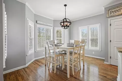 Dining - 1090 Compton Way, Suwanee, GA 30024 photo 4 of 5