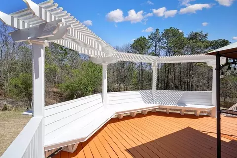Exterior - 1090 Compton Way, Suwanee, GA 30024 photo 12 of 33