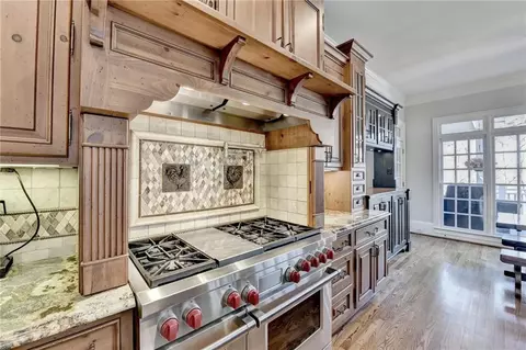 Kitchen - 6950 Kettering Ln, Suwanee, GA 30024 photo 5 of 8