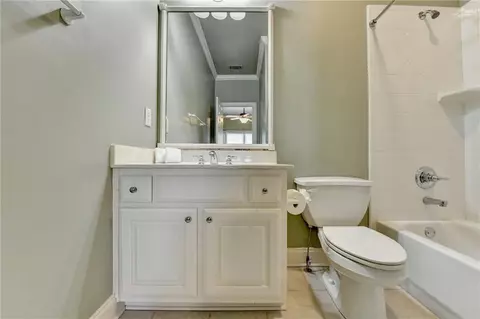 Bath - 6950 Kettering Ln, Suwanee, GA 30024 photo 10 of 12