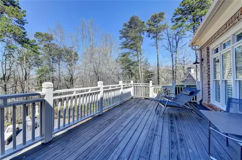 Exterior - 6950 Kettering Ln, Suwanee, GA 30024 photo 13 of 16