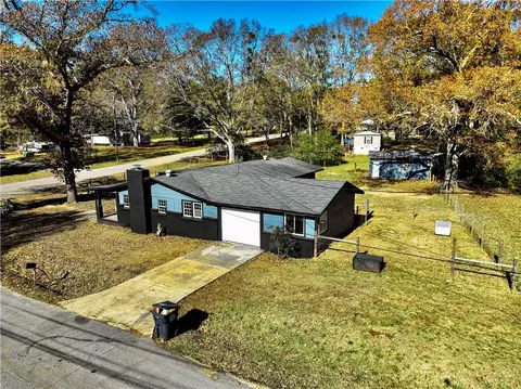 157 Tatum Heights Dr, Lagrange, GA 30240 photo 2