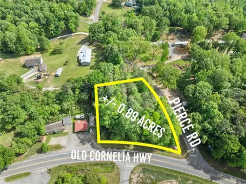 2705 Pierce Rd, Gainesville, GA 30507