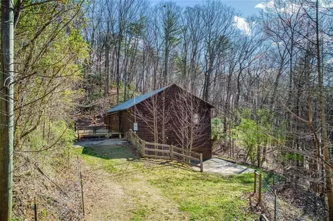 907 Clayton Gooch Rd, Dahlonega, GA 30533