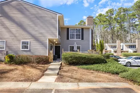 566 Trillum Ct SW, Marietta, GA 30008