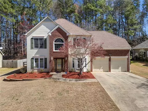 924 Evian Dr NW, Kennesaw, GA 30152