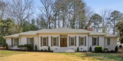 446 Cove Dr NE, Marietta, GA 30067