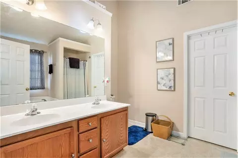 Bath - 744 Mesa Rd, Mcdonough, GA 30253 photo 1 of 3