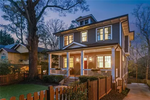 213 Oak Ln, Decatur, GA 30030