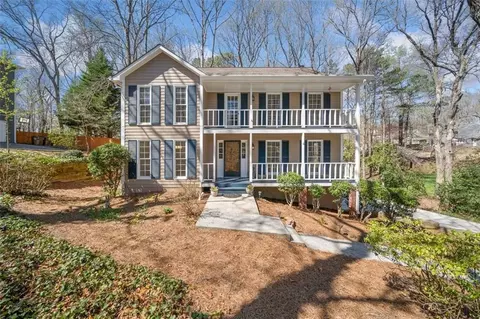 1522 Wood Valley Dr, Marietta, GA 30066