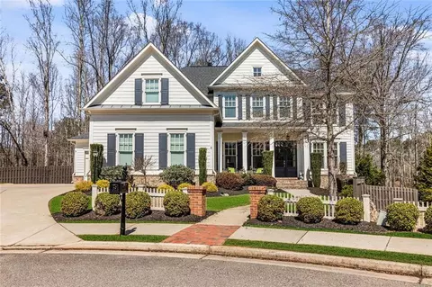 3845 Williams Point Dr, Cumming, GA 30028