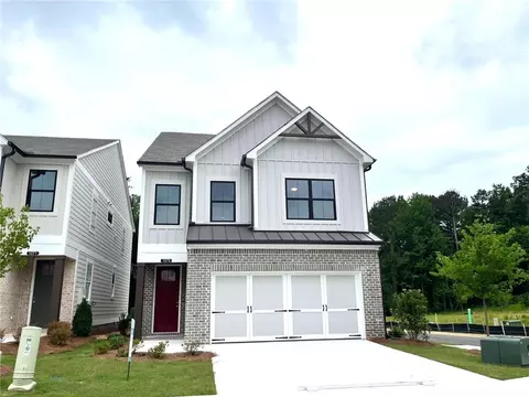 1075 Crest Mill Dr, Marietta, GA 30008