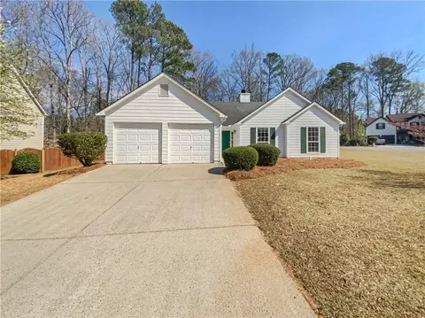 2917 Yukon Trl NW, Acworth, GA 30101