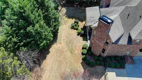 Exterior - 8630 Valderama Dr, Duluth, GA 30097 photo 9 of 11