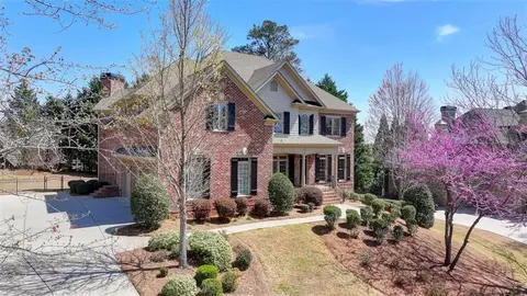 Exterior - 8630 Valderama Dr, Duluth, GA 30097 photo 2 of 11