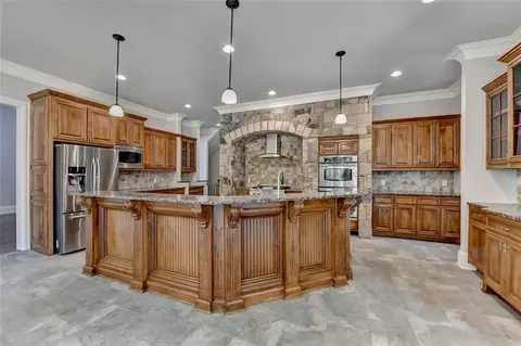 Kitchen - 8630 Valderama Dr, Duluth, GA 30097 photo 2 of 9