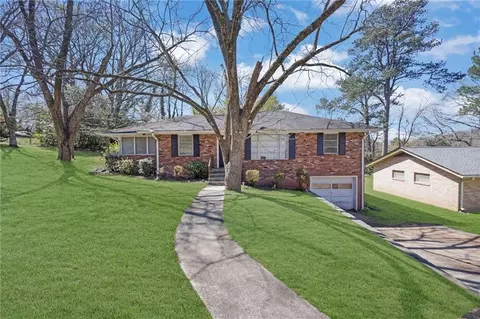 2675 Davidson Dr, Lithonia, GA 30058