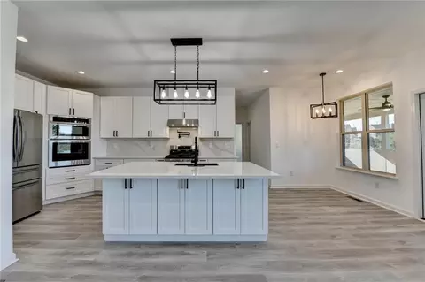 Kitchen - 5945 Springbox Dr, Suwanee, GA 30024 photo 9 of 9