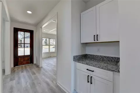 Entry Way - 5945 Springbox Dr, Suwanee, GA 30024 photo 2 of 4