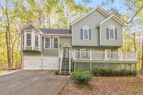 1013 Harbor Ct, Woodstock, GA 30189