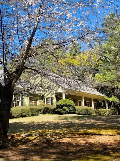 917 Greymont Cir NW, Marietta, GA 30064