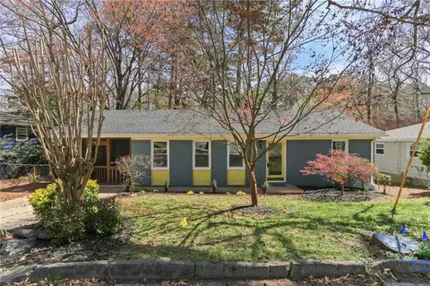 621 Spruce Dr, Stone Mountain, GA 30083