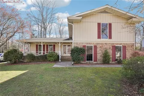 4833 Village North Ct, Atlanta, GA 30338