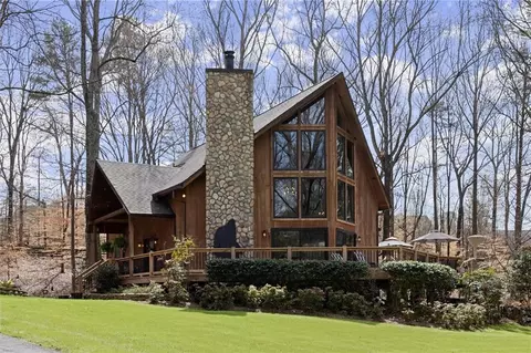 6660 Victory Dr, Acworth, GA 30102
